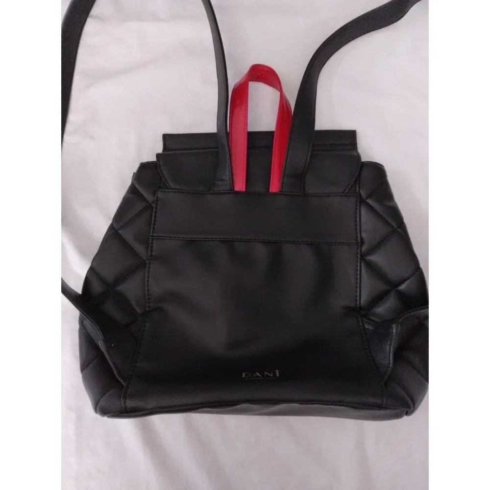 Dani by Danielle Nicole Disney Minnie Mouse Black Quilted Red Bow Backpack - Picture 5 of 9